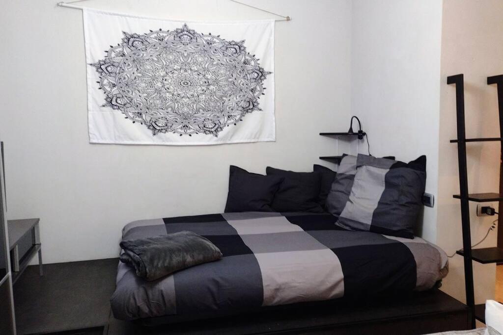 Appartamento Mama Monolocale Terrazzo Vista Mare เวนติมิญา ภายนอก รูปภาพ