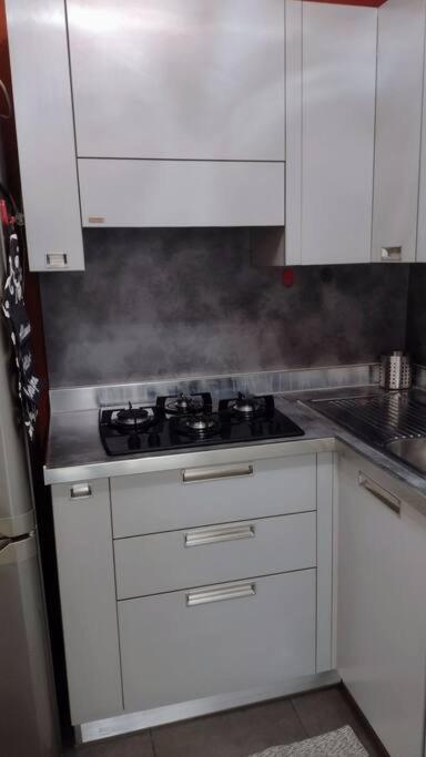 Appartamento Mama Monolocale Terrazzo Vista Mare เวนติมิญา ภายนอก รูปภาพ