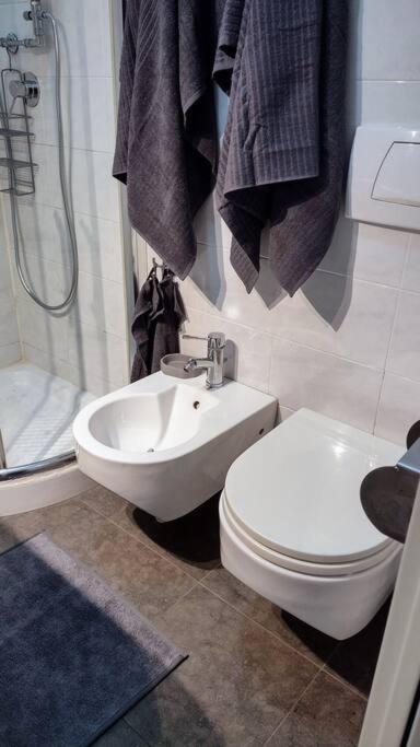 Appartamento Mama Monolocale Terrazzo Vista Mare เวนติมิญา ภายนอก รูปภาพ