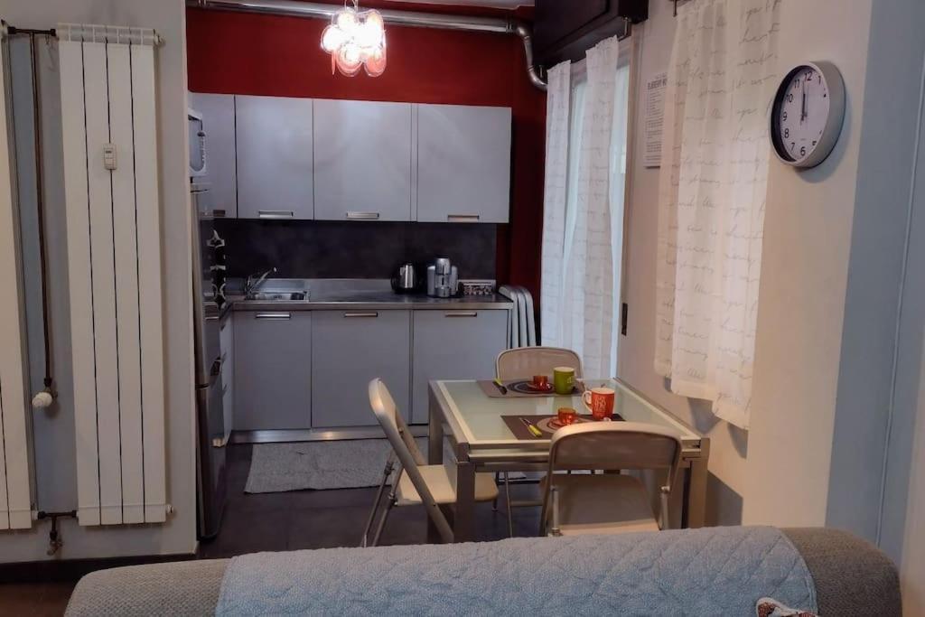 Appartamento Mama Monolocale Terrazzo Vista Mare เวนติมิญา ภายนอก รูปภาพ